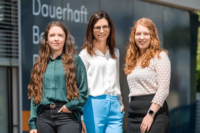 Katja, Ulrike & Amelie freuen sich auf deine Bewerbung